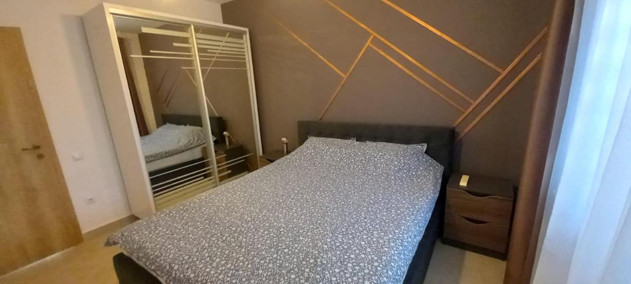 קלוז'-נאפוקה Tintoc Residence מראה חיצוני תמונה